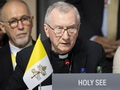 Kardināls Parolins: Svētais Krēsls atbalsta centienus panākt mieru Ukrainā